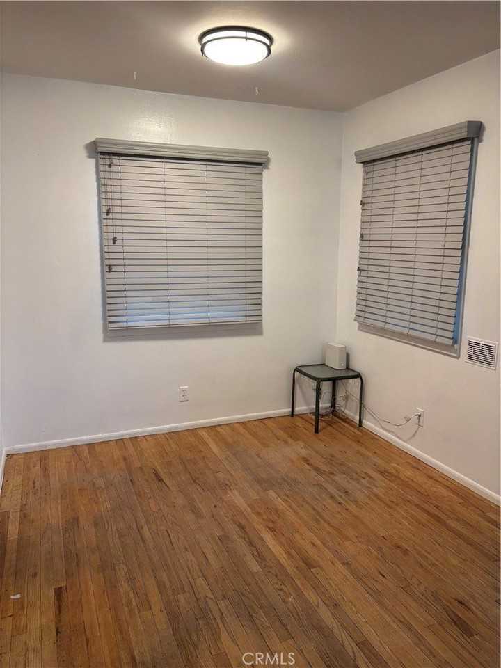 3562 Holding St - Photo 4 of 13