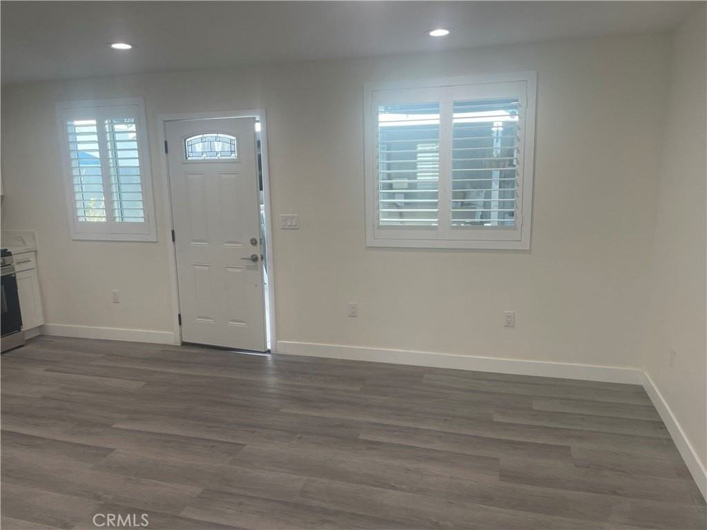 4656 Bell Pl #B - Photo 3 of 15