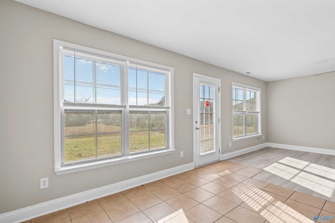 161 Fields Pond Dr - Photo 6 of 43