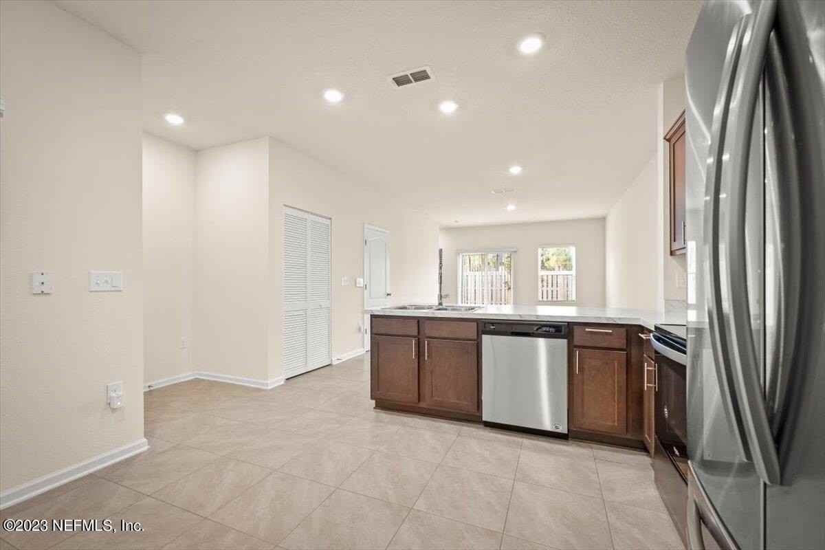 7814 Echo Springs Rd - Photo 6 of 25