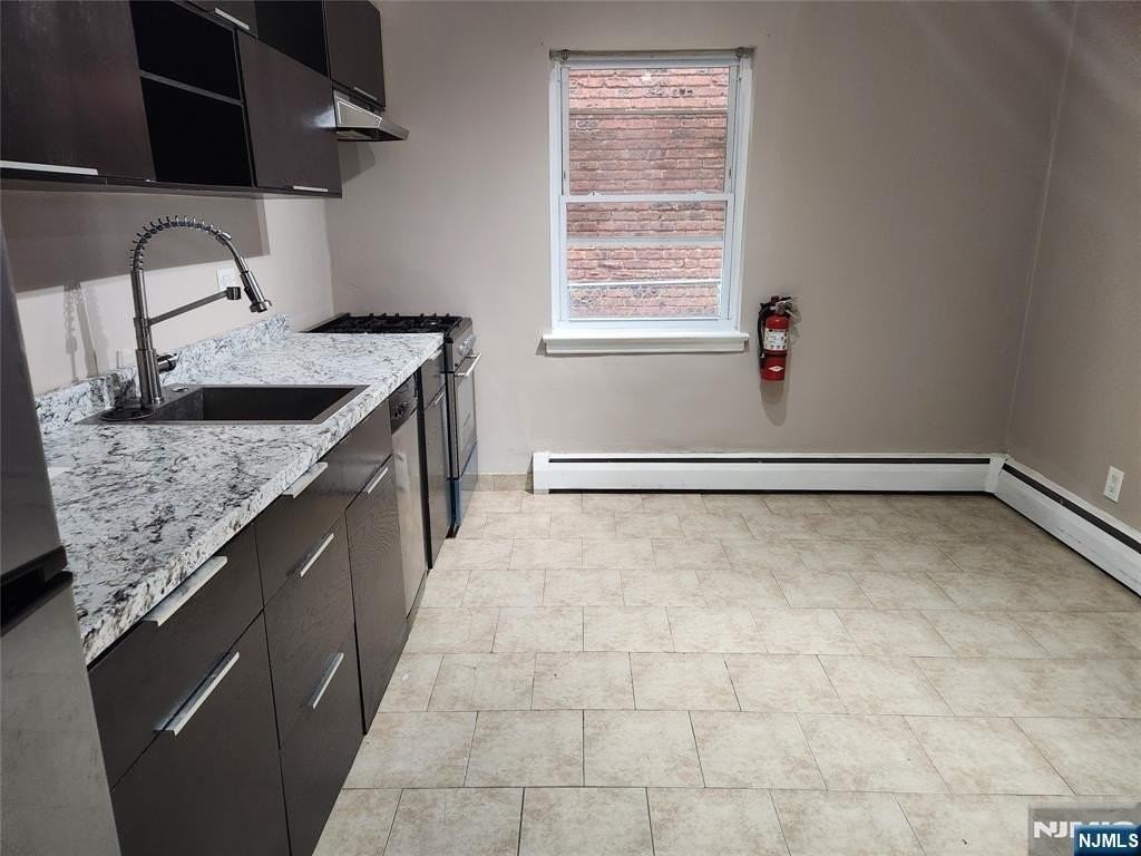 68 E Main St - Photo 5 of 8