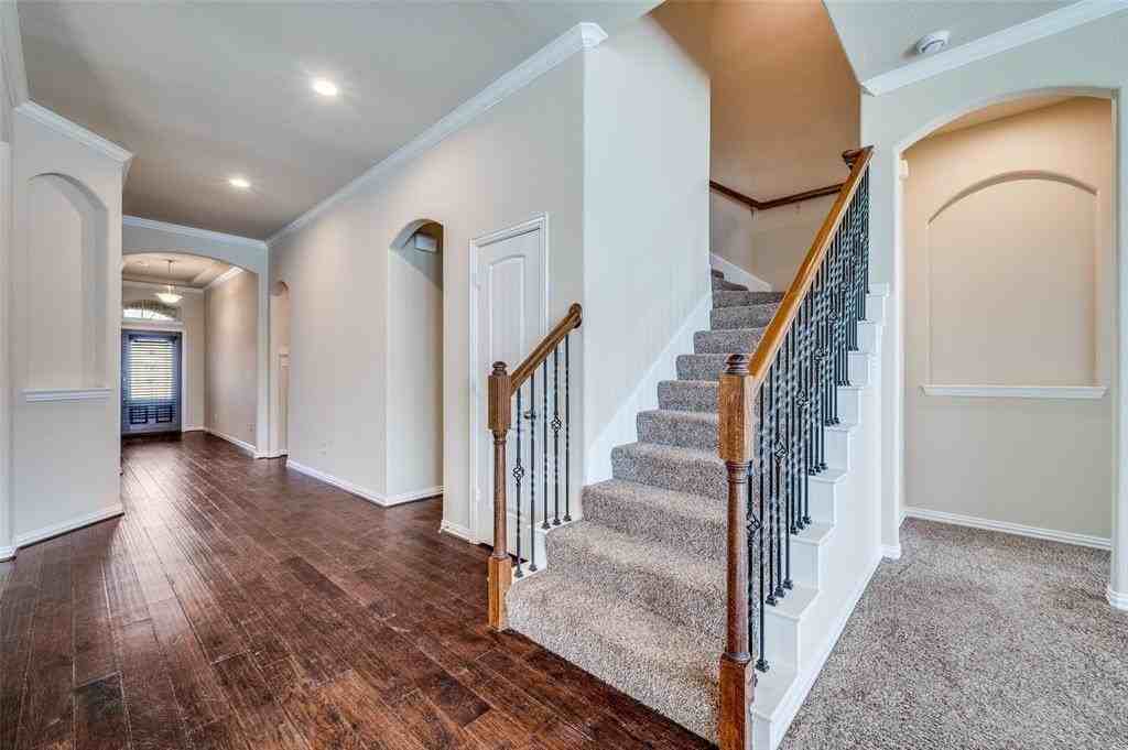 16600 Amistad Ave - Photo 5 of 25