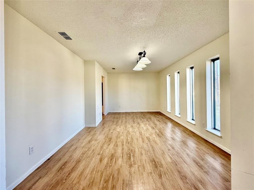 2000 Se 10th St - Photo 4 of 29