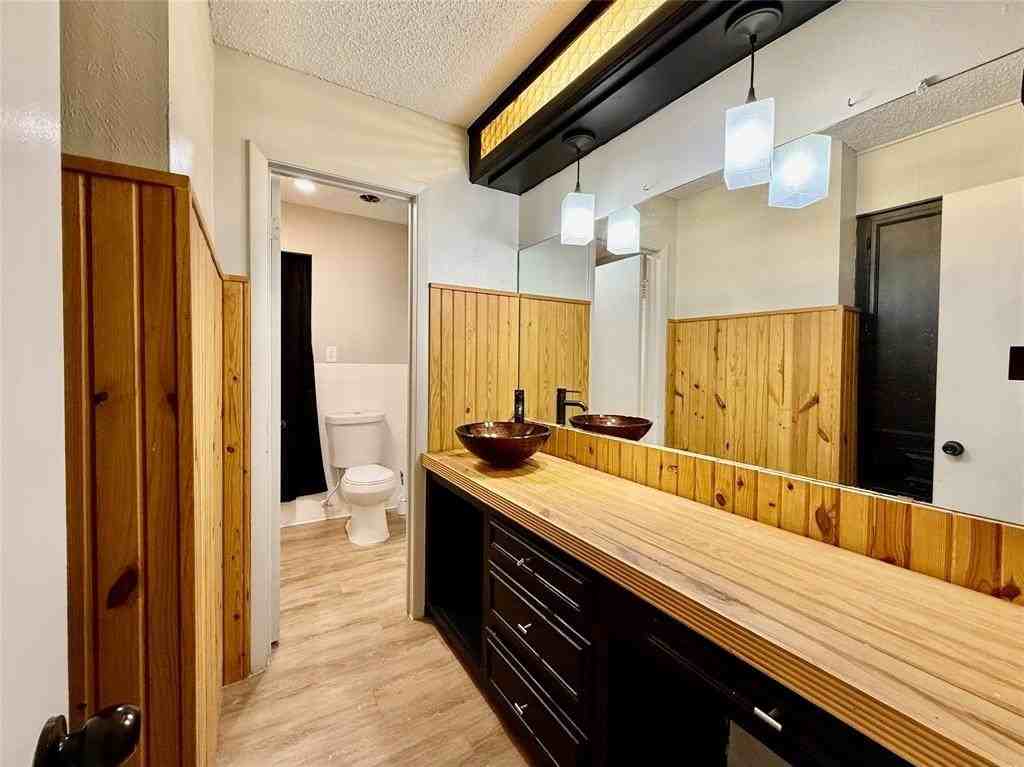 2000 Se 10th St - Photo 7 of 29