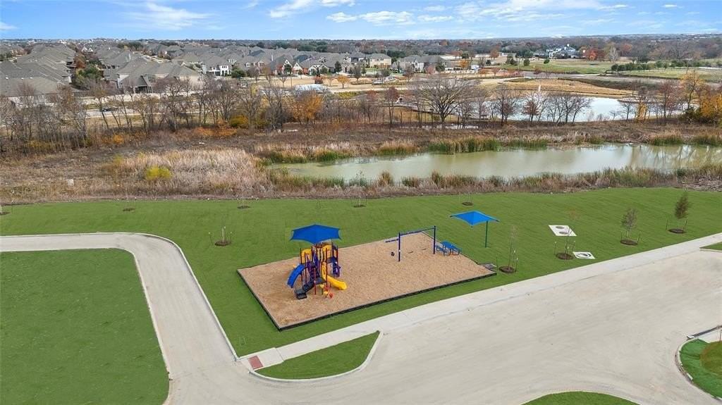 1240 Eureka Springs St - Photo 3 of 40