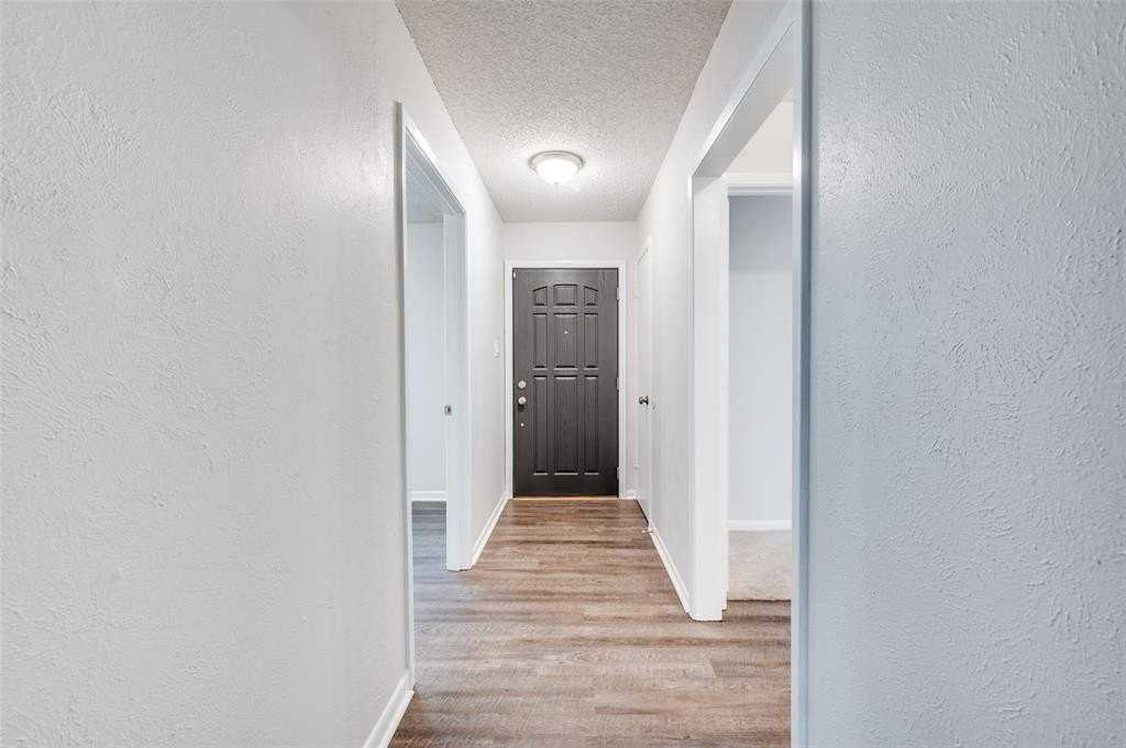 1902 Green Meadow Ct - Photo 4 of 24