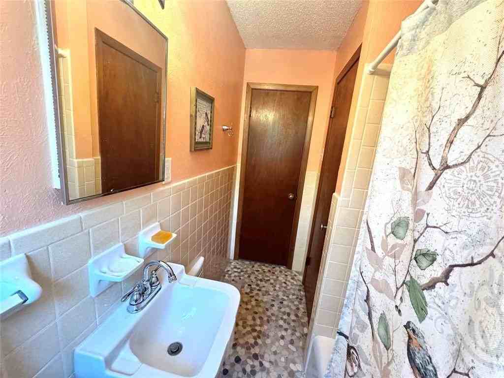 108 Point O View St - Photo 6 of 38