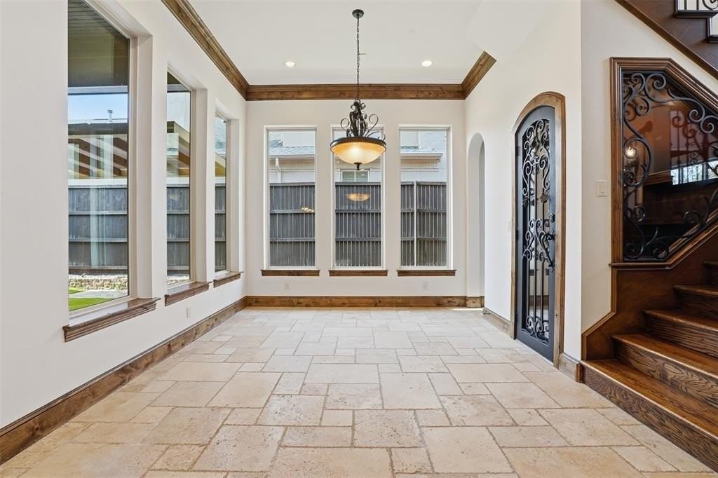 3725 W 5th St - Photo 7 of 38