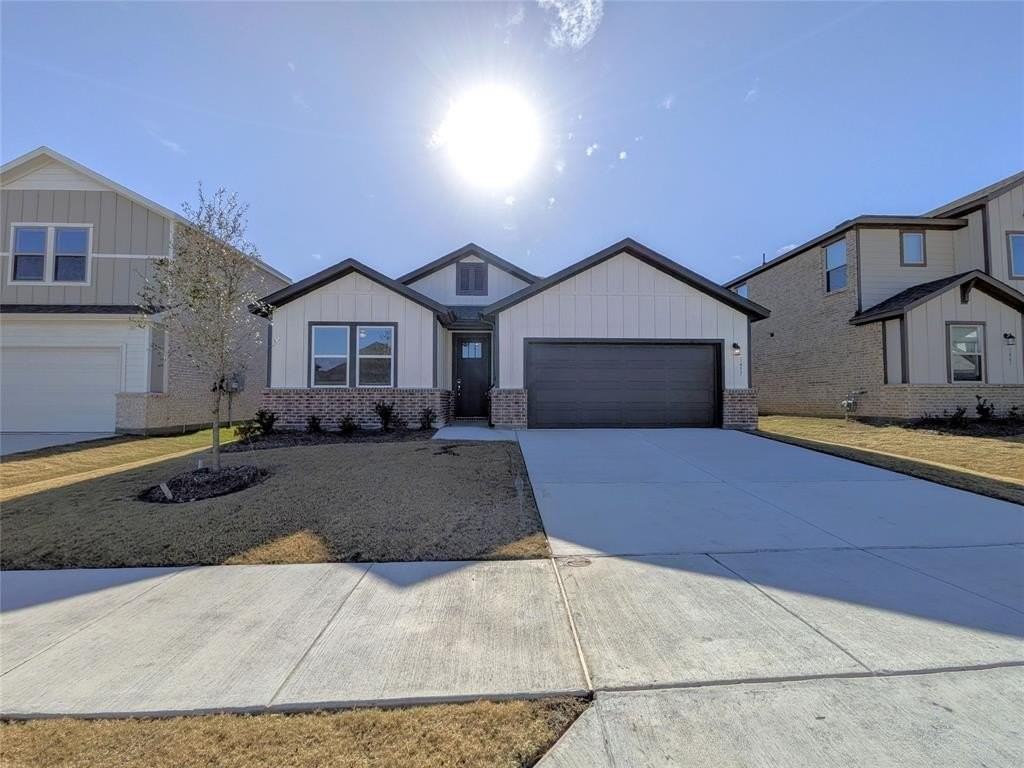 1457 Ranchero Rodeo Rd - Photo 2 of 40