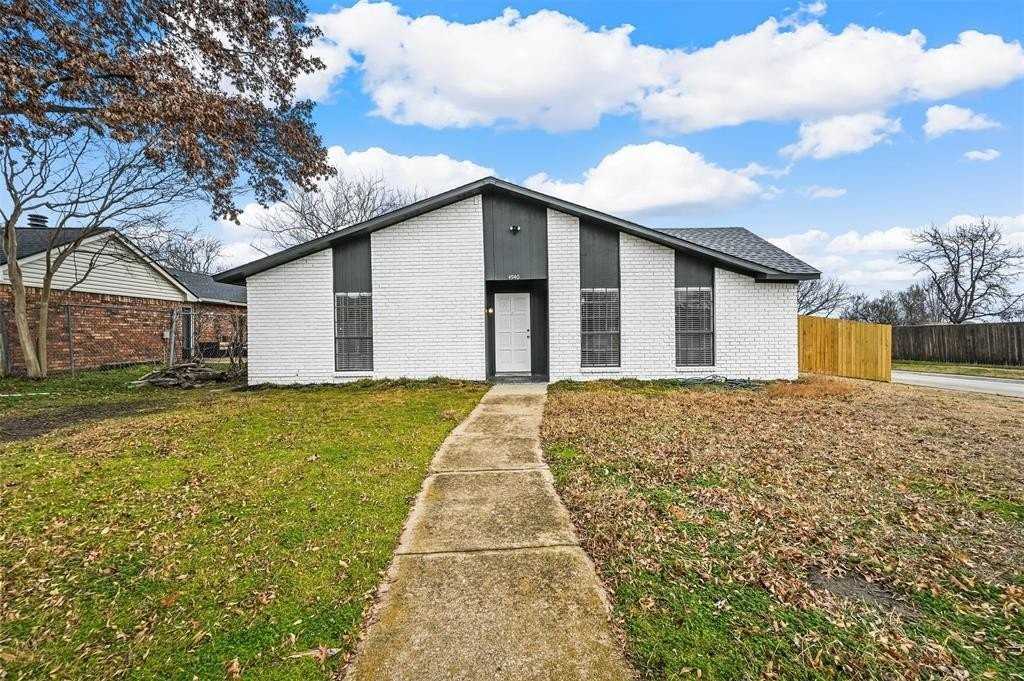 4940 Watkins Dr - Photo 2 of 23