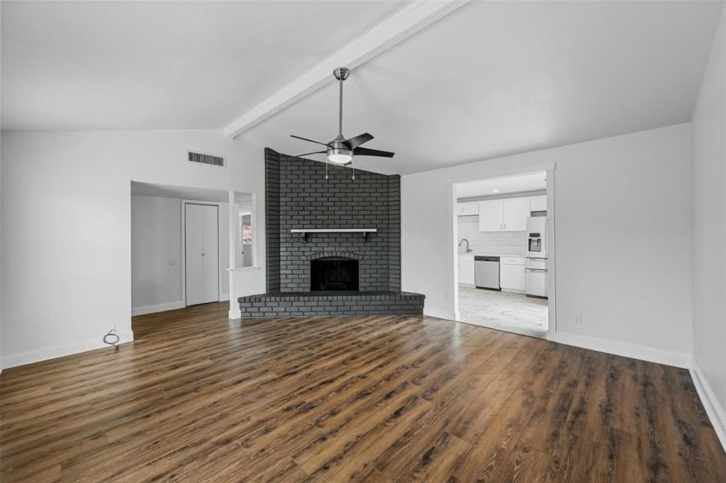 4940 Watkins Dr - Photo 5 of 23