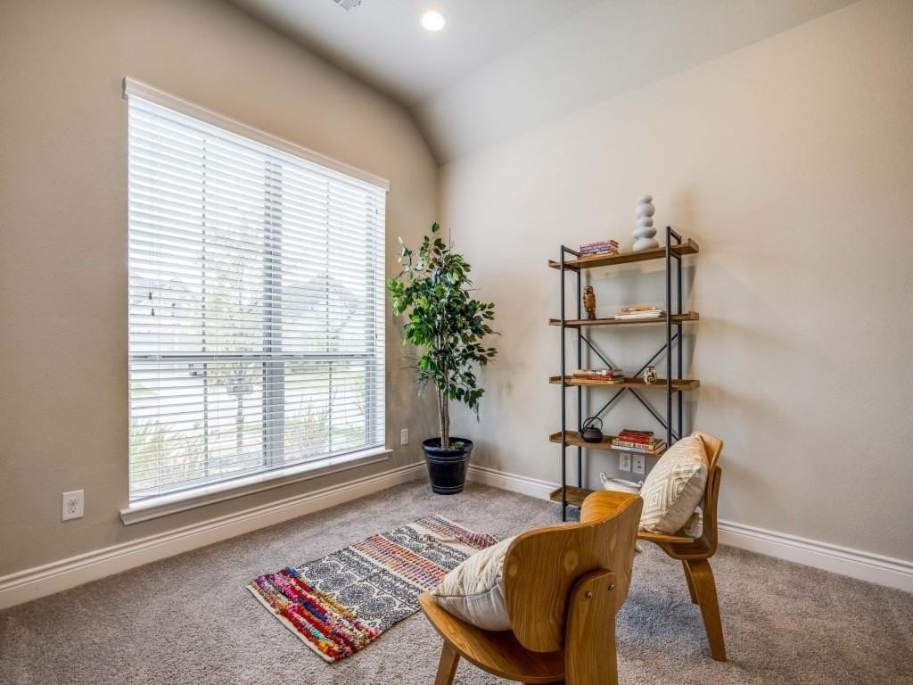 2150 Winsbury - Photo 2 of 12