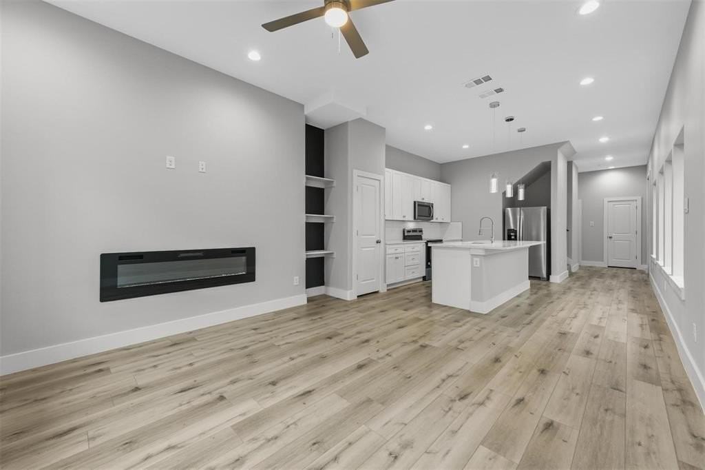 2505 Birmingham Ave - Photo 5 of 32