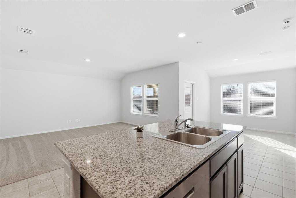 3613 Ridgeway Ln - Photo 7 of 29