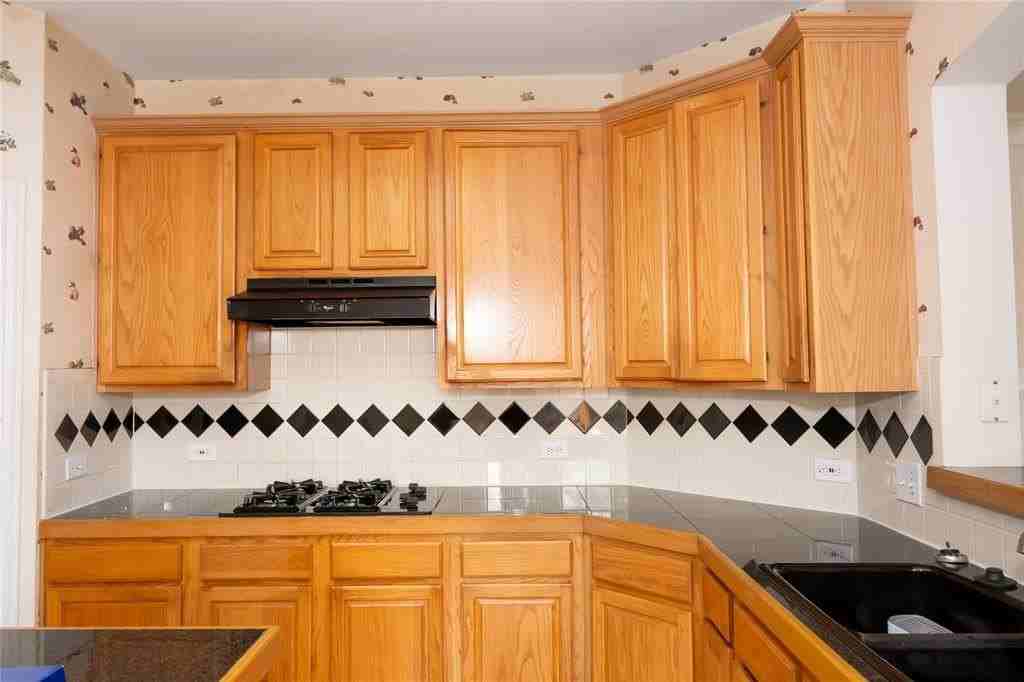 8416 Mesa Verde Dr - Photo 6 of 26