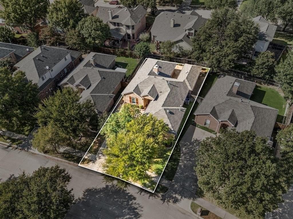 609 Wyndham Cir - Photo 7 of 27