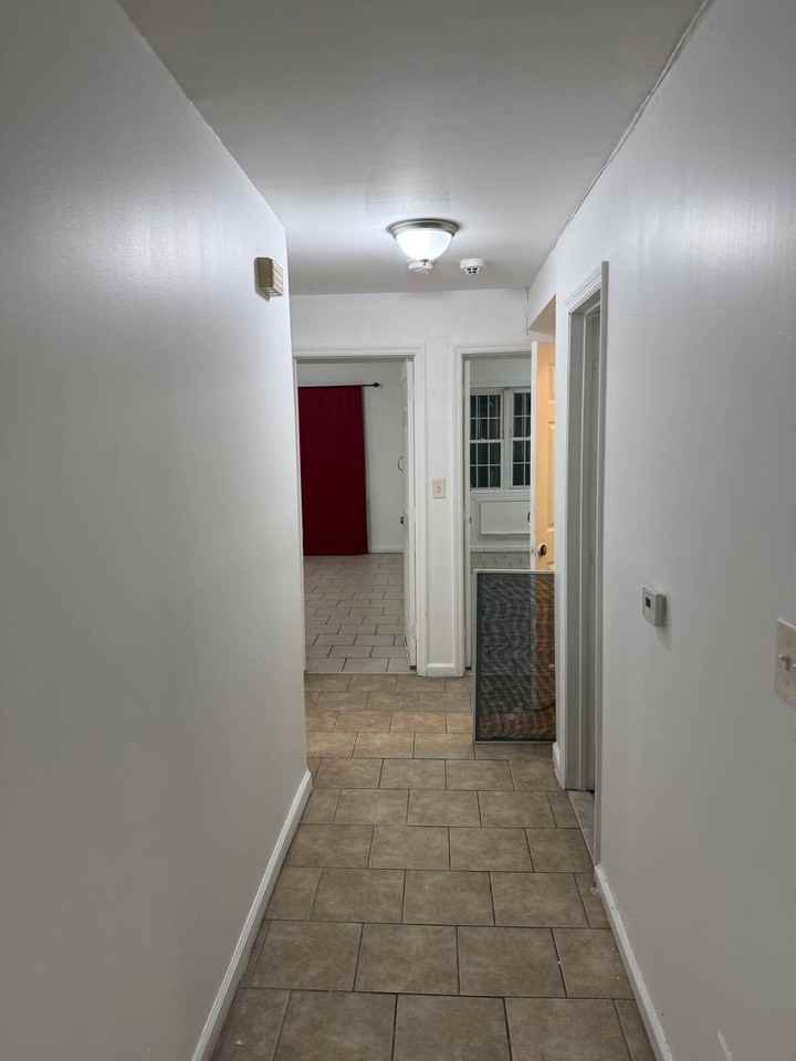 Hicks St - Photo 3 of 9