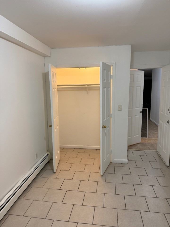 Hicks St - Photo 5 of 9