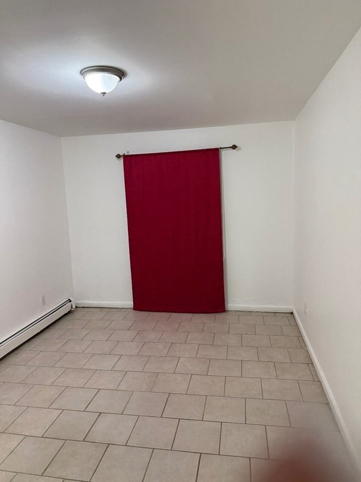 Hicks St - Photo 6 of 9