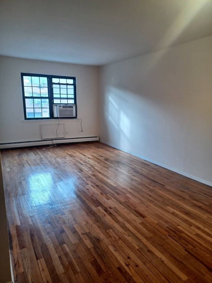 15614 79th St #1 - Photo 4 of 9