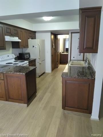 69 Meadow Wood Dr - Photo 2 of 9