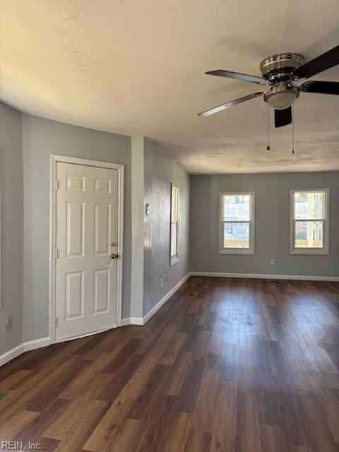 648 Ivy Ave - Photo 7 of 42