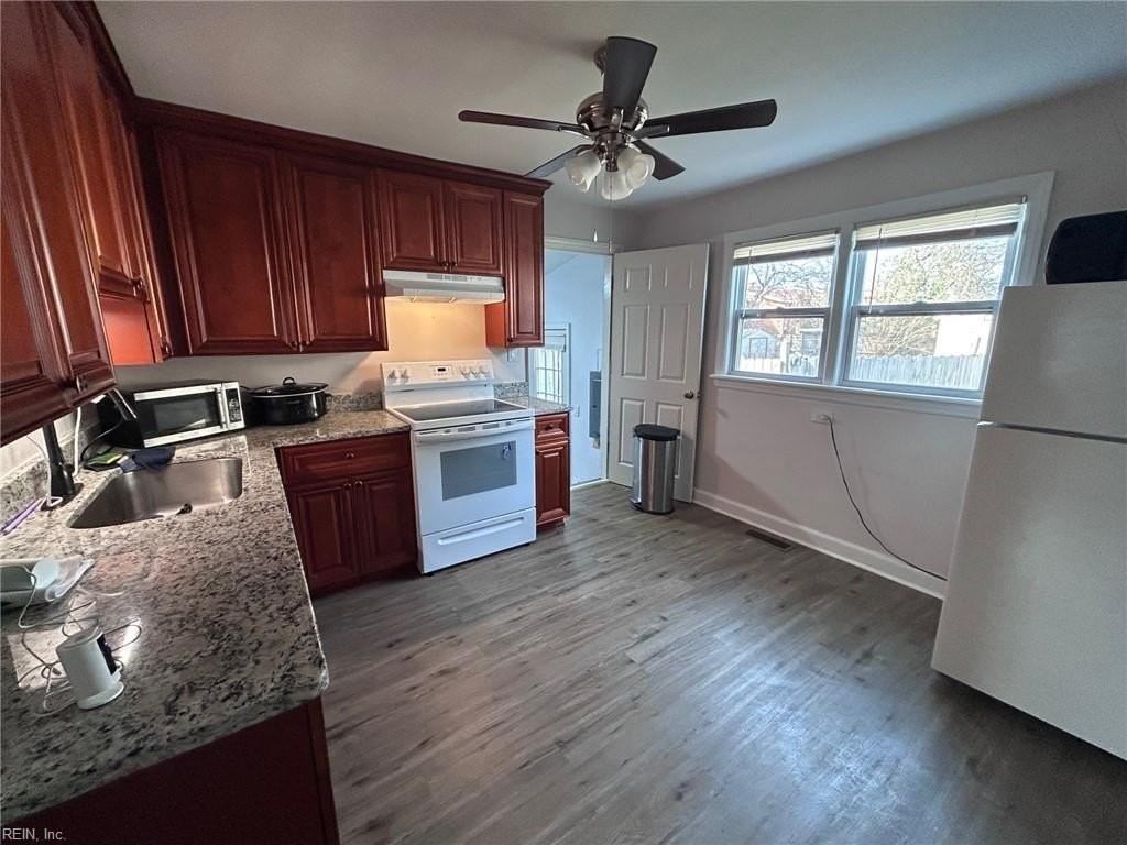 239 Burgoyne Rd - Photo 6 of 14