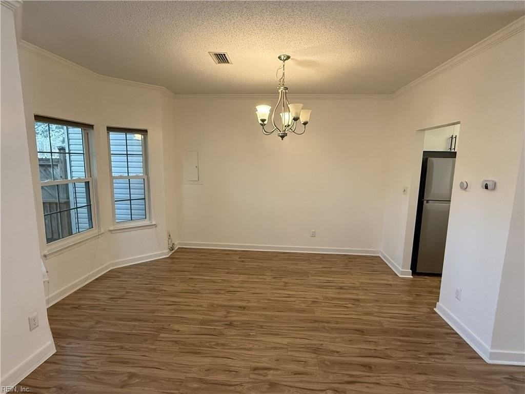 1290 Lake Dr - Photo 6 of 18