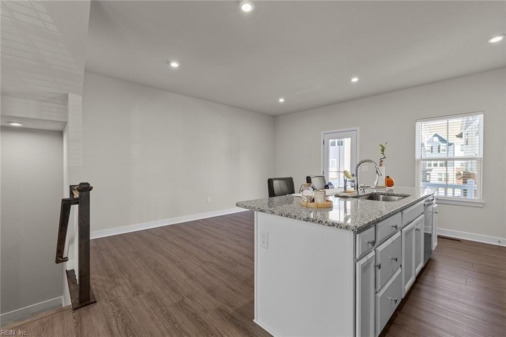 1211 Worden Way - Photo 5 of 38