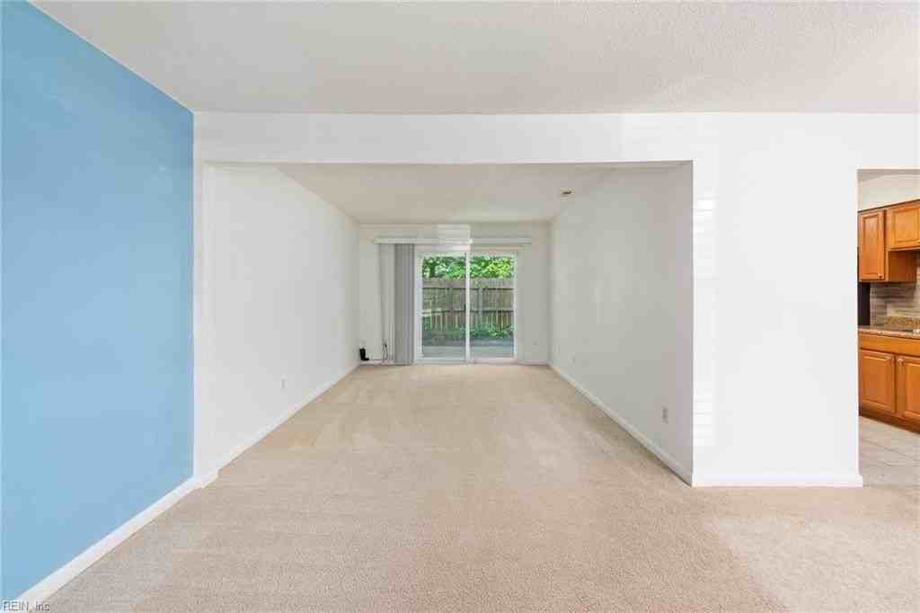 5012 Ashforth Ct - Photo 7 of 25