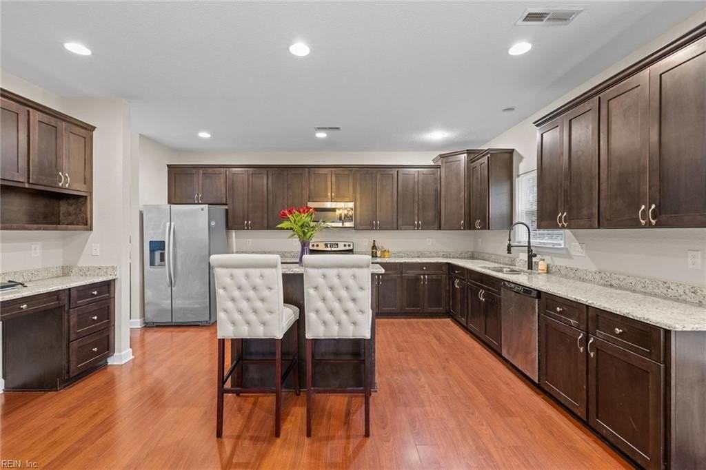 13 Douglas St - Photo 4 of 49