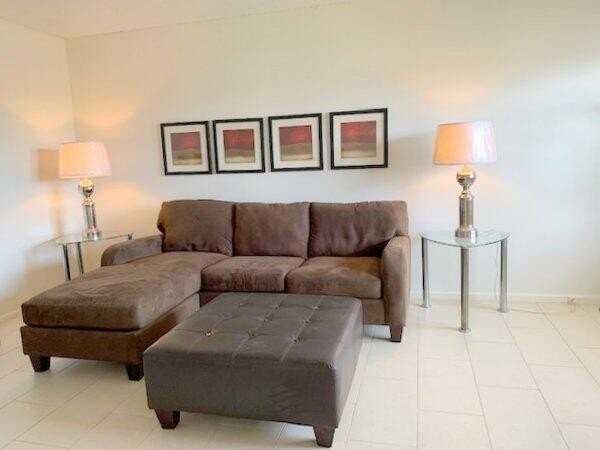 545 Fanshaw M - Photo 3 of 8