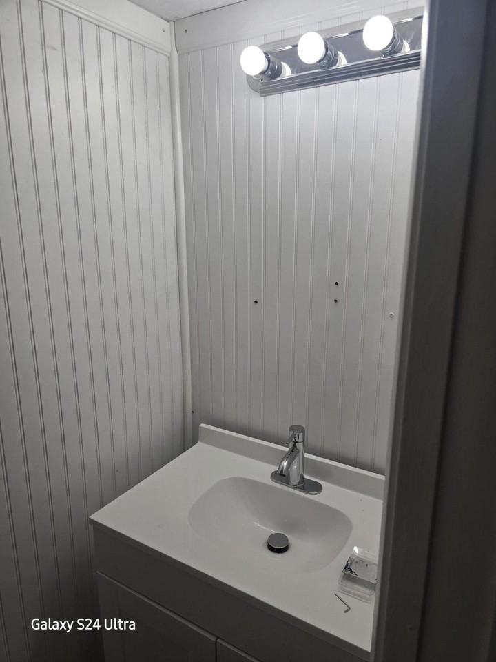 6023 10th Ave N #115 - Photo 7 of 9