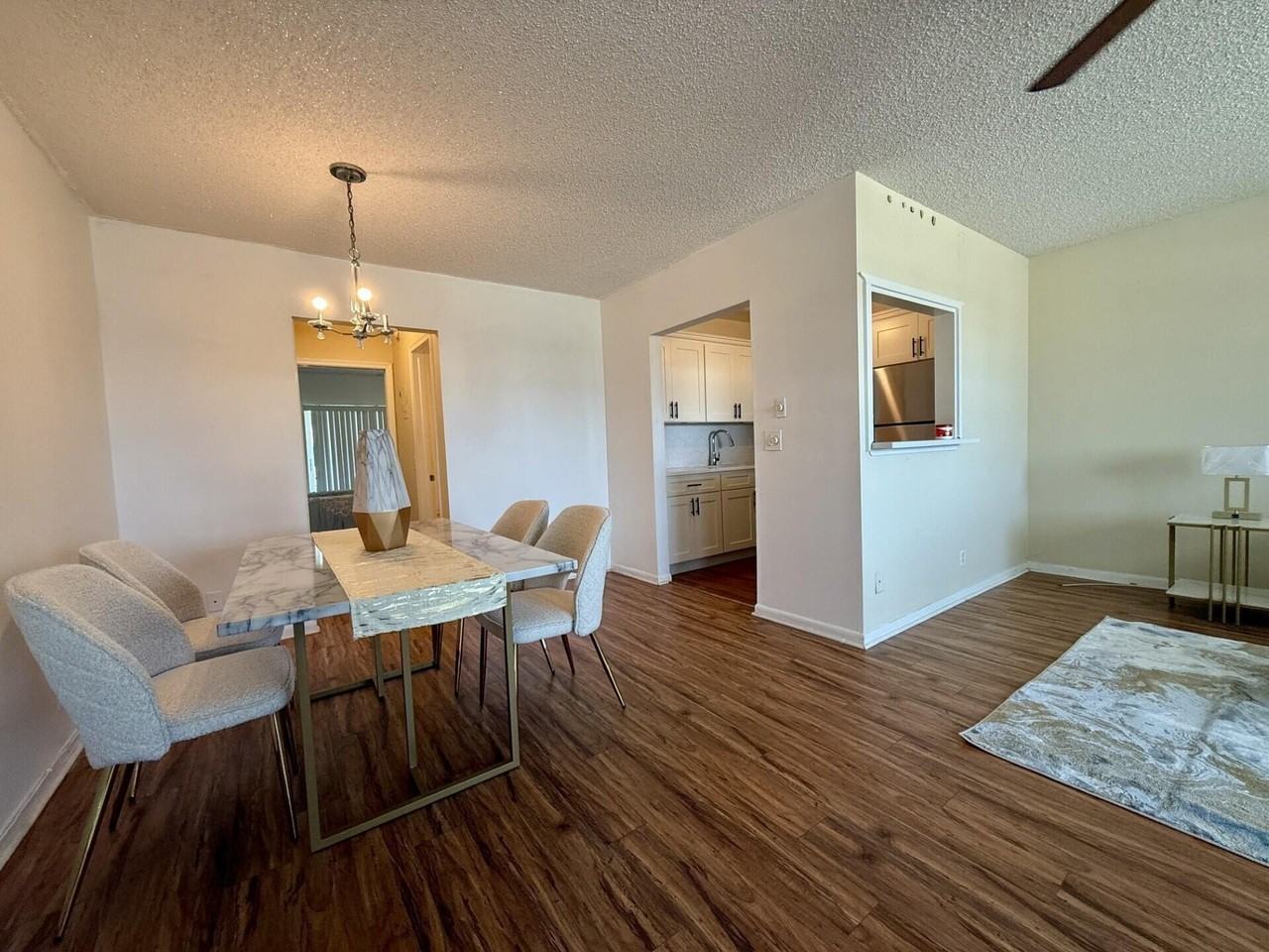 158 Easthampton G - Photo 2 of 18