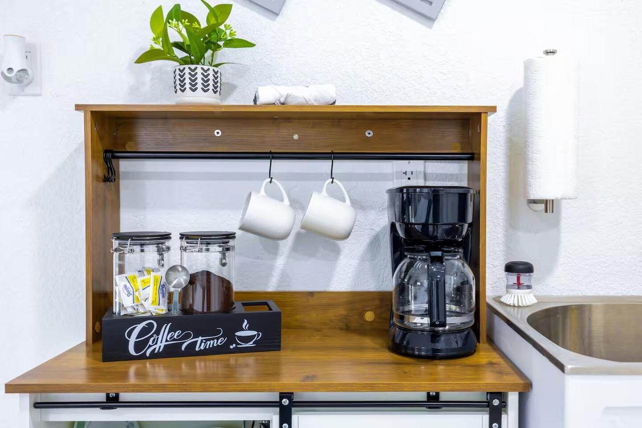 411 Nw 51st Ave - Photo 6 of 16