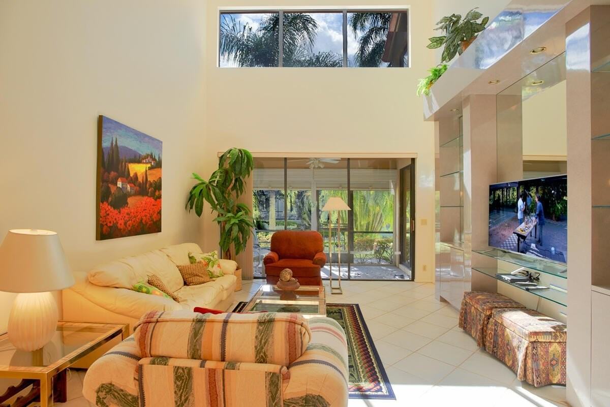 896 Windermere Way - Photo 5 of 17