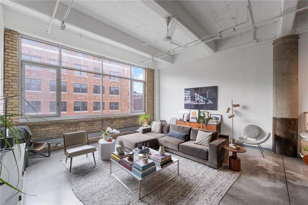 700 Washington Ave N #524 - Photo 6 of 26