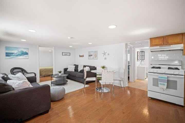 7 S Richards Ave - Photo 6 of 12