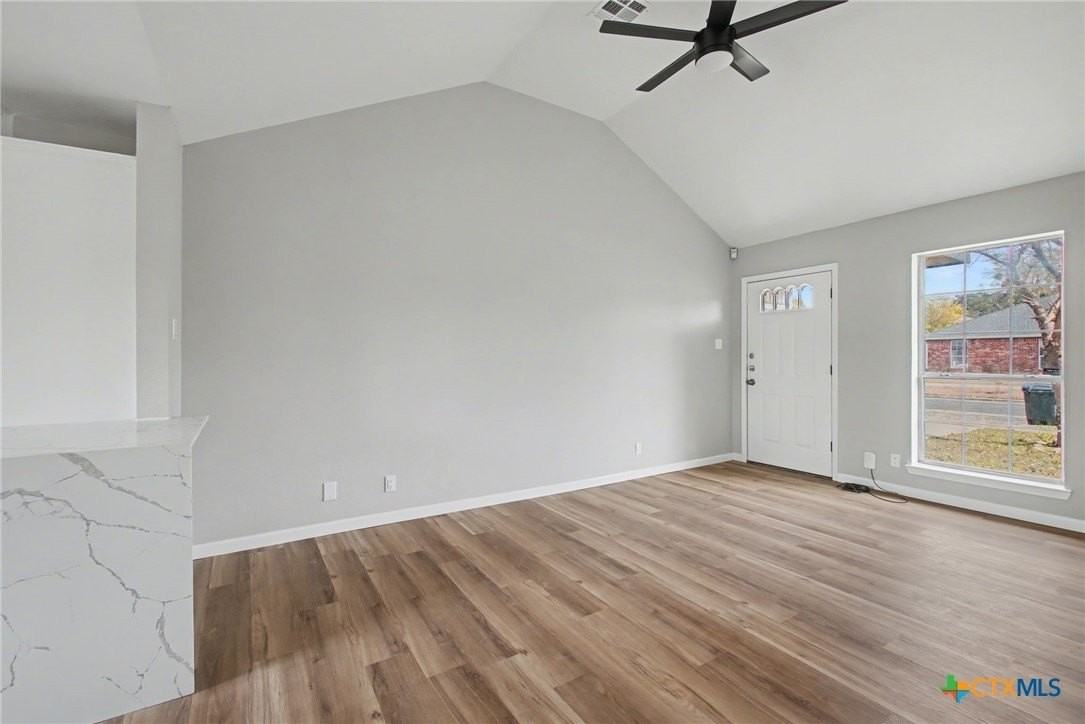 2701 Cross Timber Dr - Photo 5 of 27