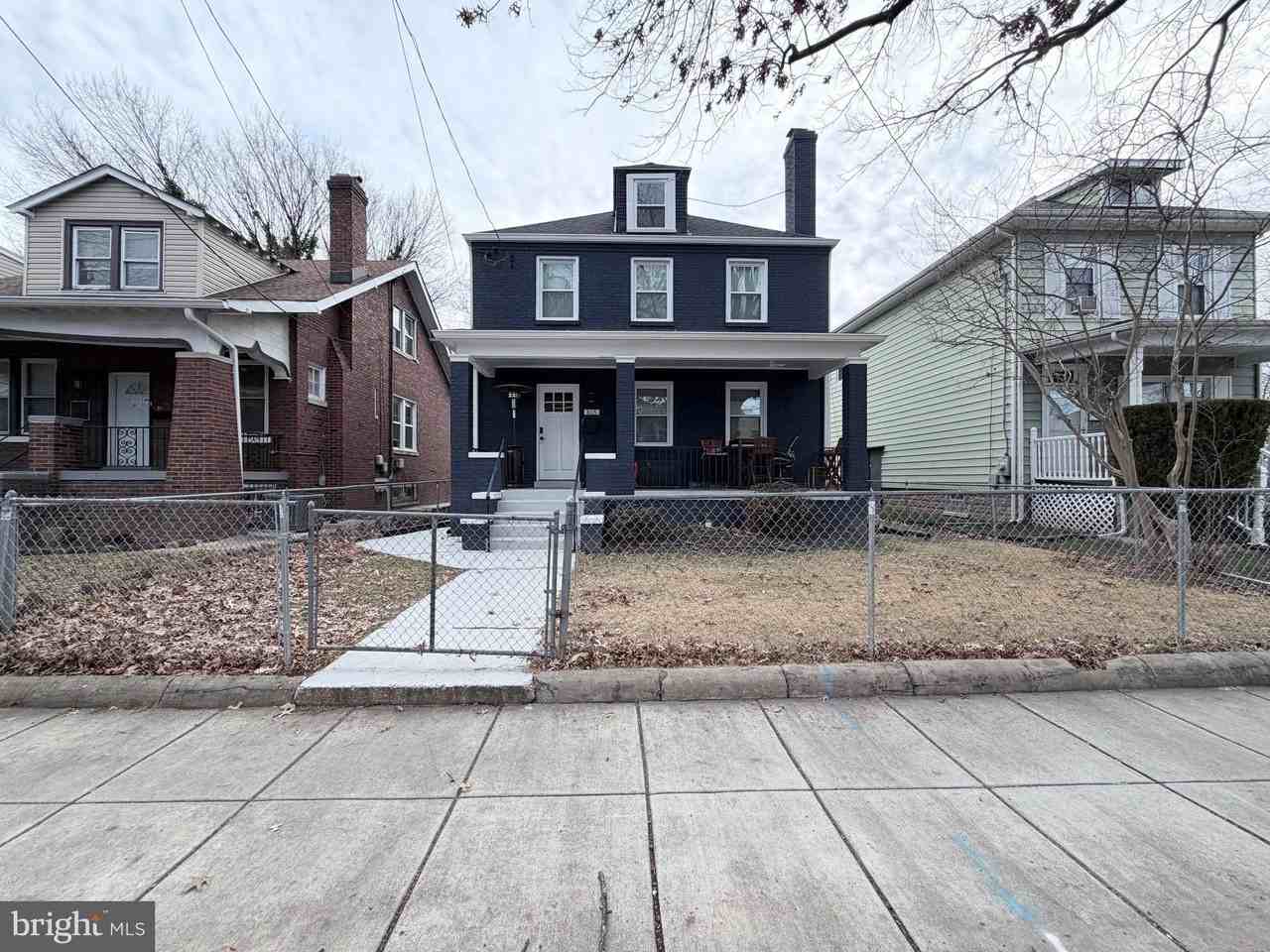 805 Malcolm X Ave Se