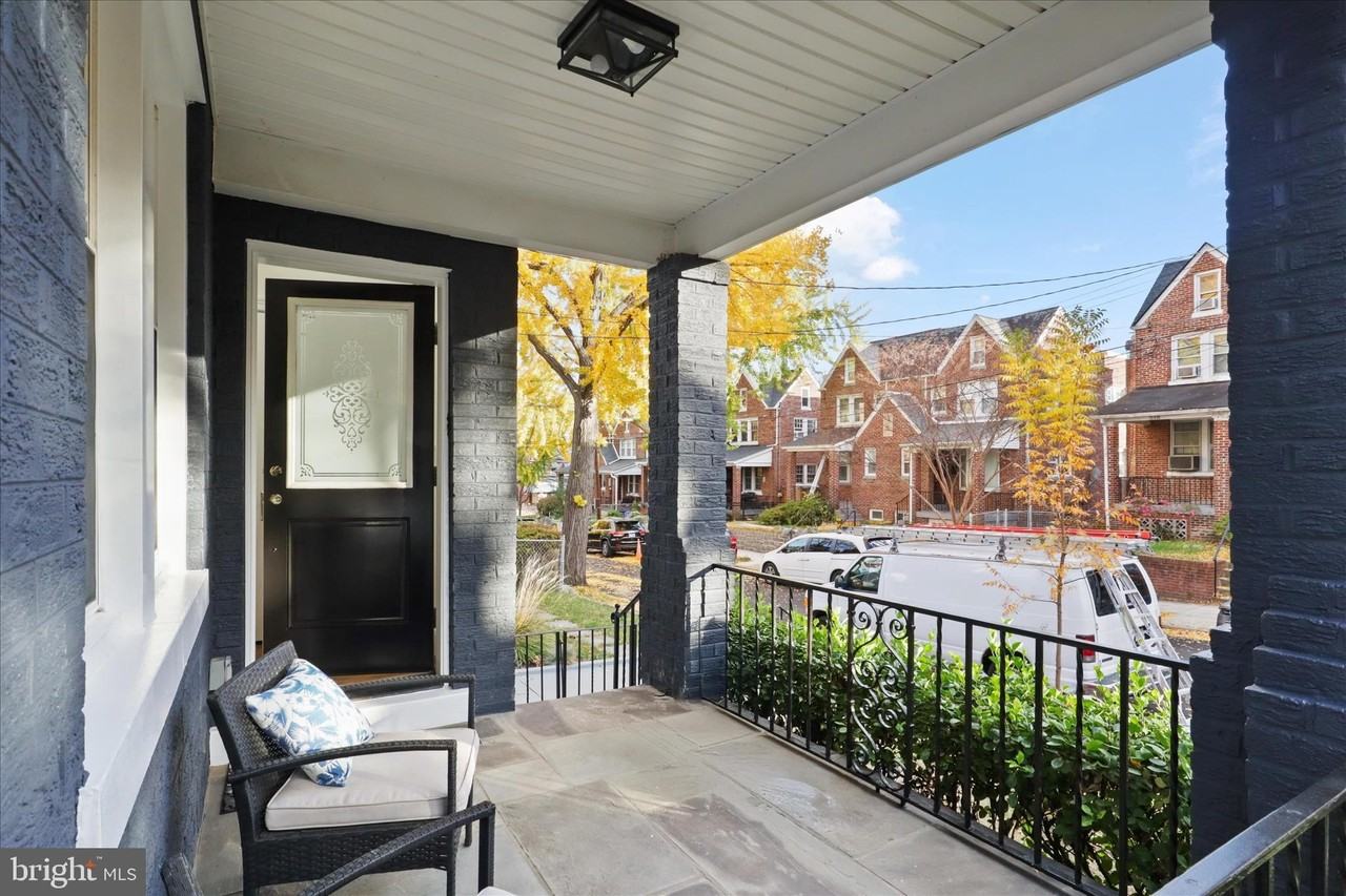 521 Quintana Pl Nw - Photo 4 of 44