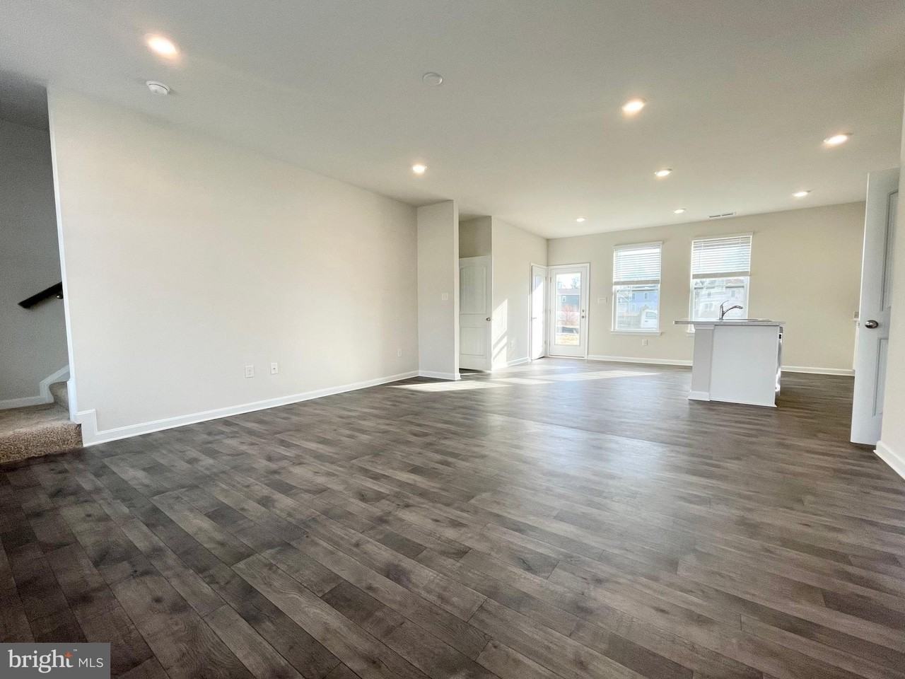 28 Citrus Dr - Photo 2 of 20