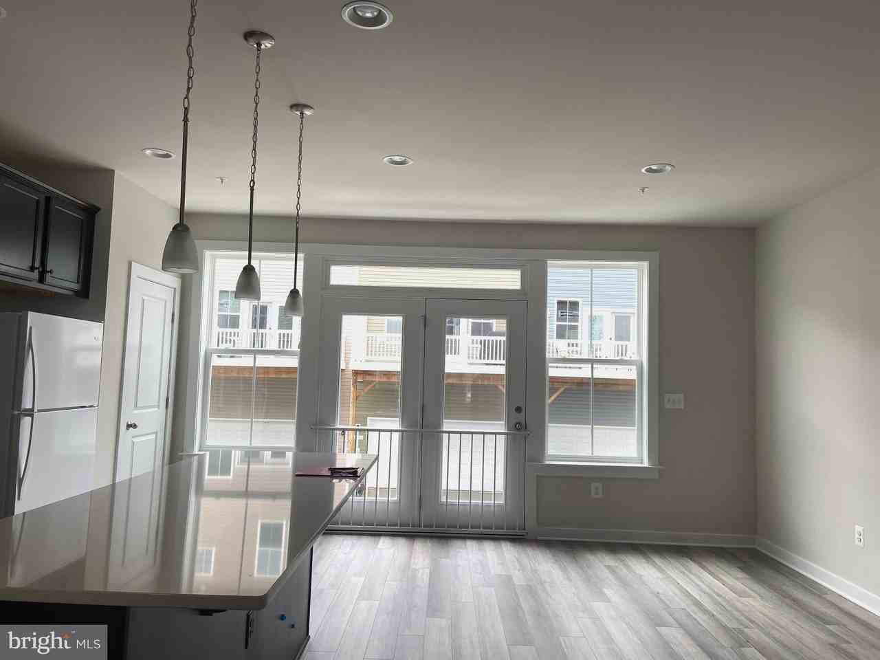 1430 Becknel Ave - Photo 5 of 25