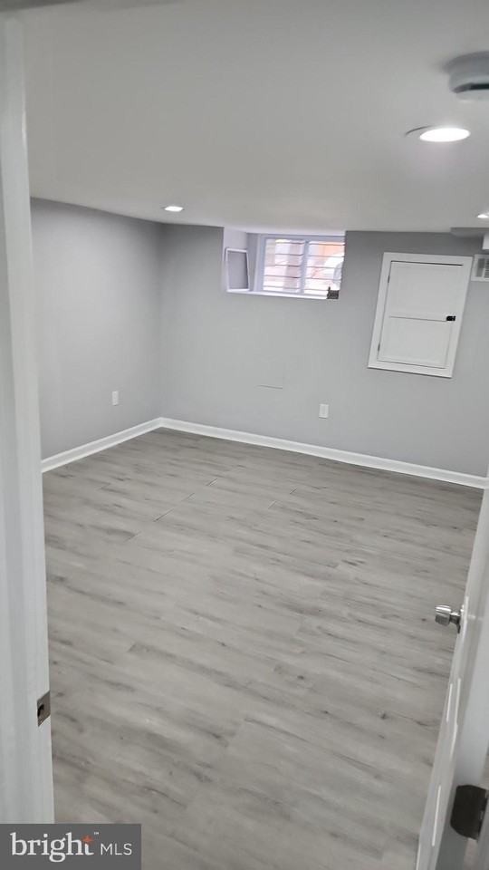 805 N Kenwood Ave - Photo 7 of 14