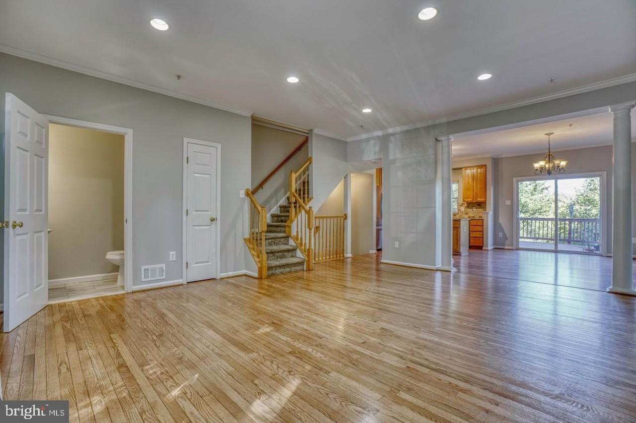 9852 Sherwood Farm Rd - Photo 3 of 15