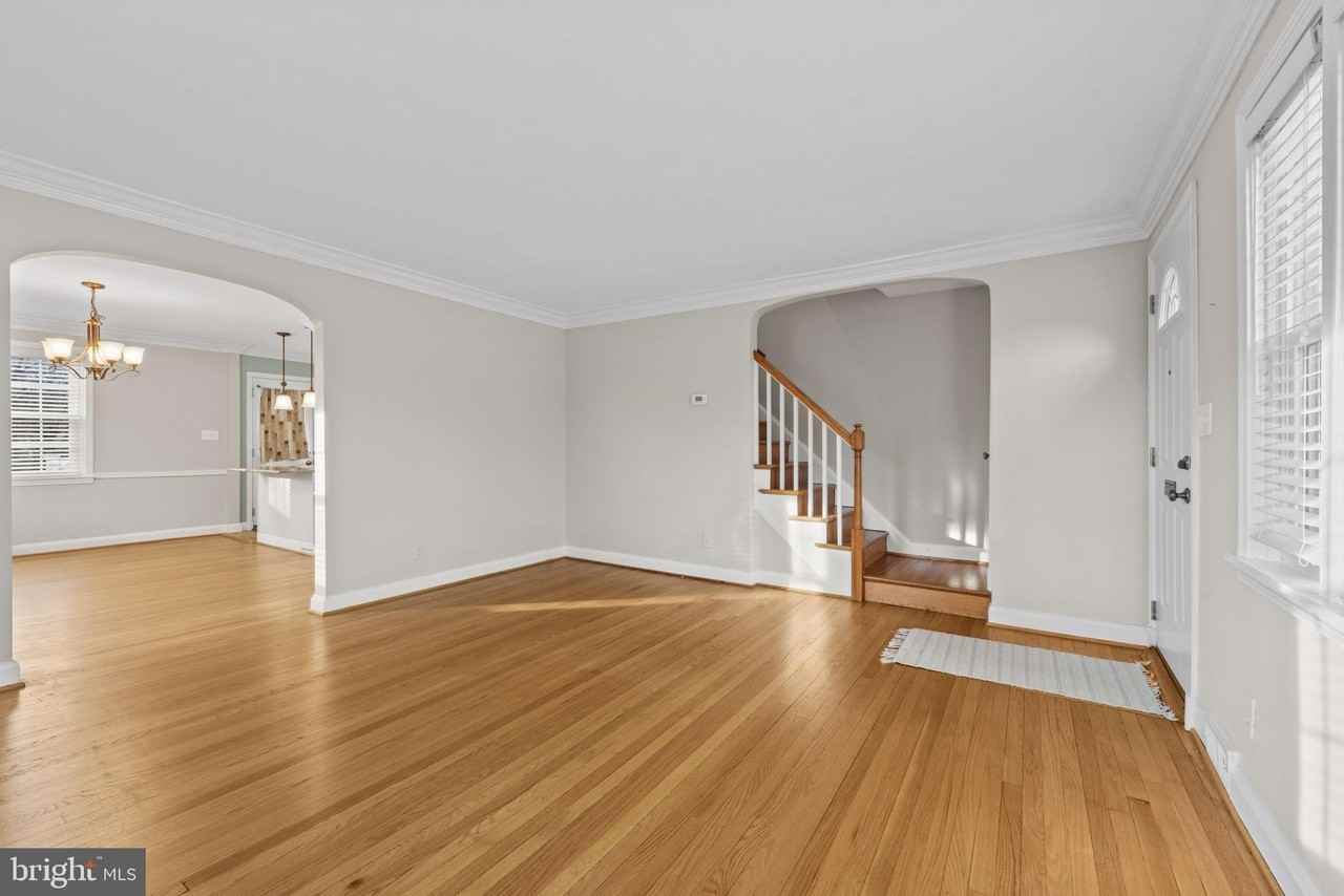 169 Regester Ave - Photo 2 of 30