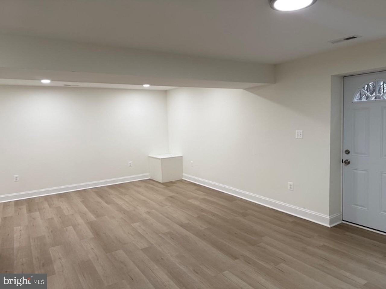 6409 63rd Pl - Photo 6 of 22