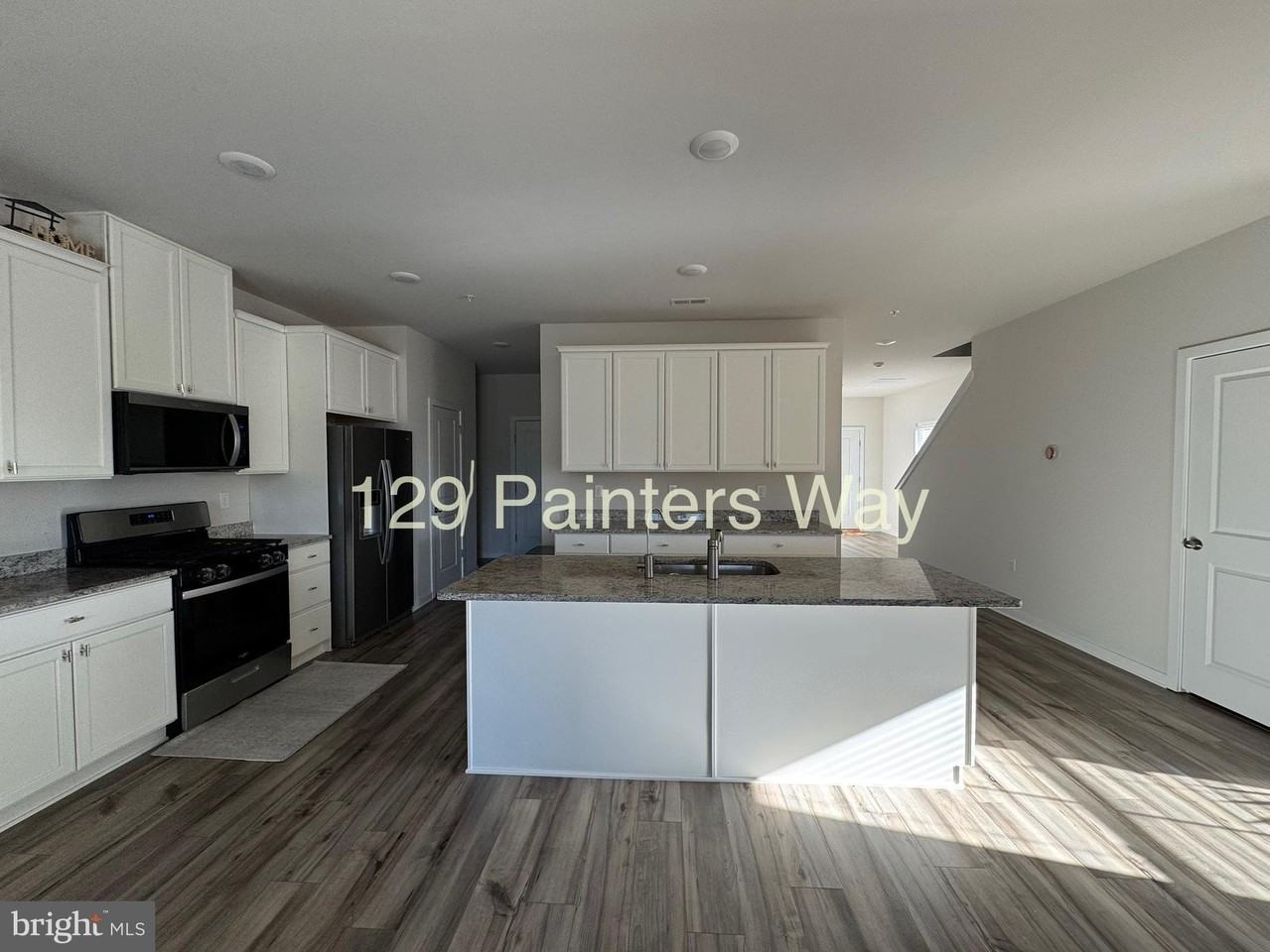 129 Painters Way - Photo 2 of 20