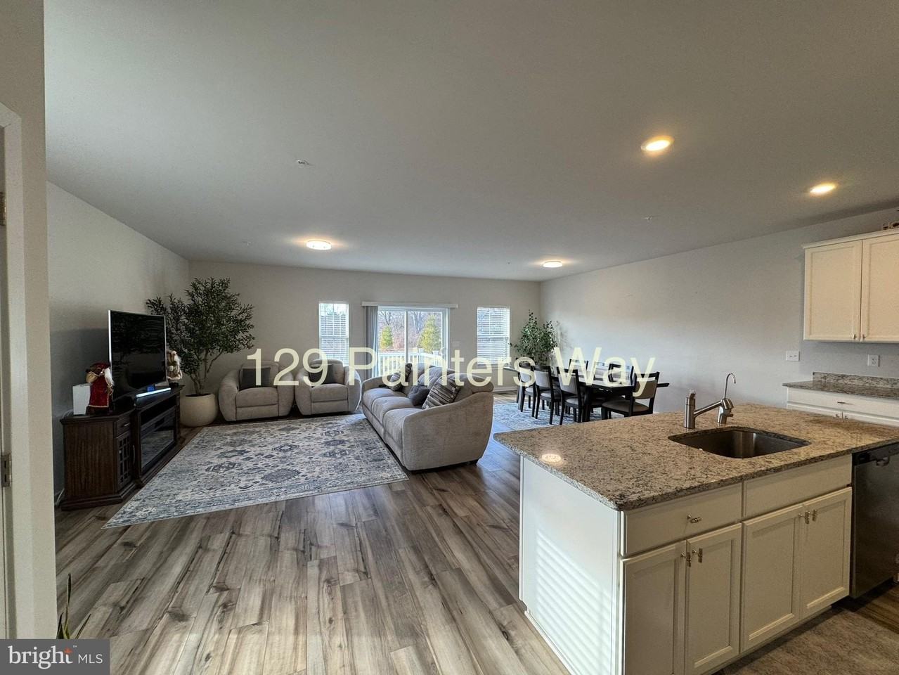 129 Painters Way - Photo 4 of 20