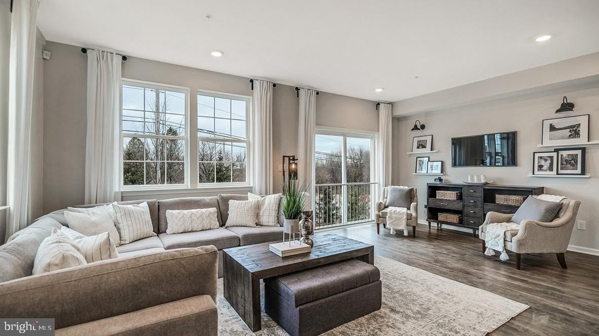 1071 Meadowlark Dr - Photo 3 of 28